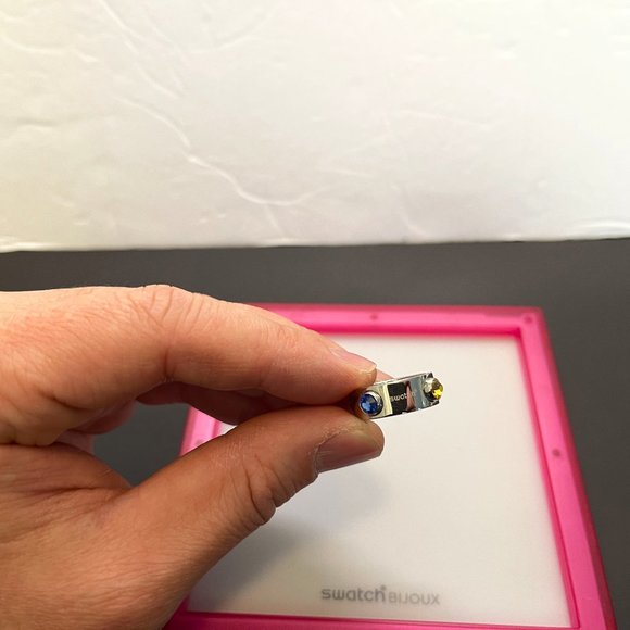 Colour Diamond Ring By Swatch - Picture 2 of 5